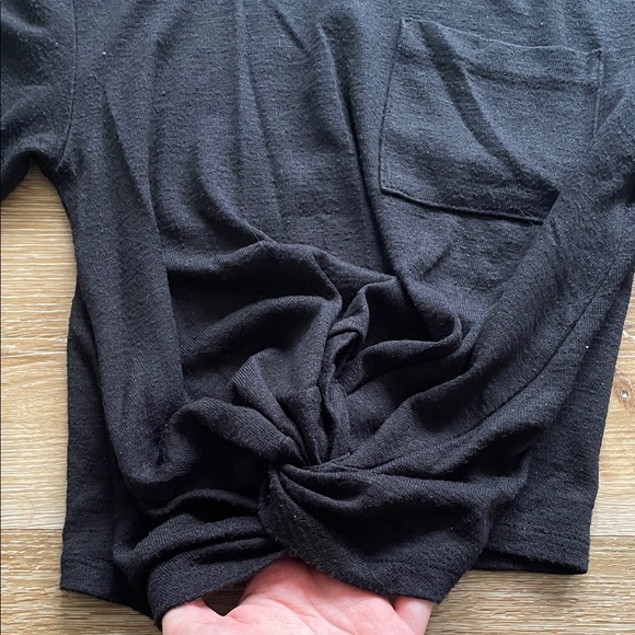 Wilfred Black Short Sleeve Tee - Picture 4 of 7